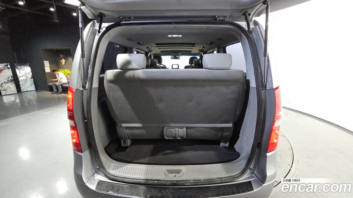 Hyundai Starex 2017