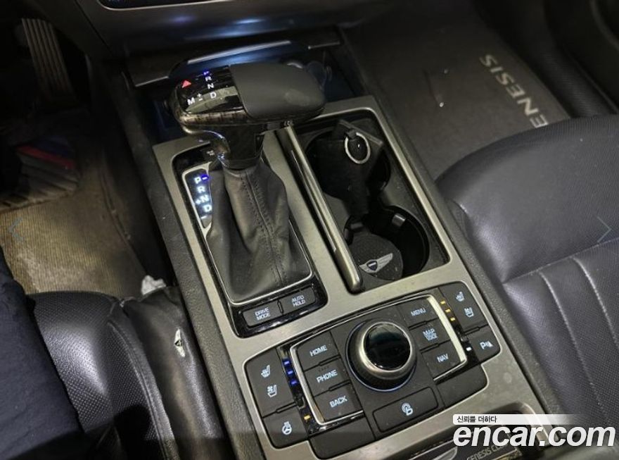 Hyundai Genesis 2016