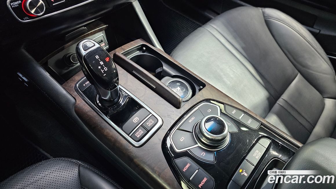 Kia K9 2013