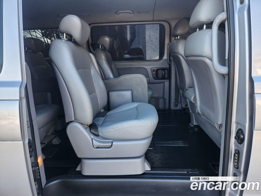 Hyundai Starex 2013