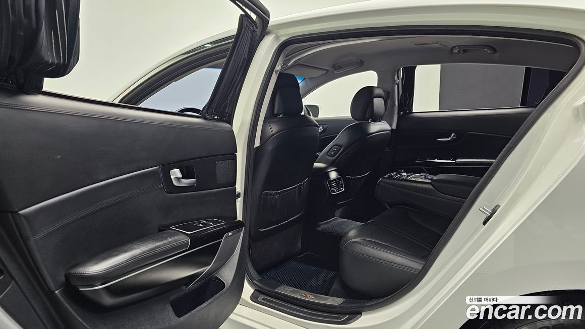 Kia K9 2013