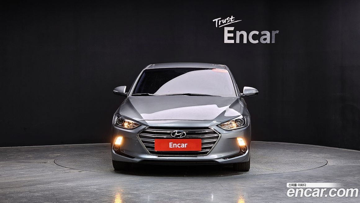 Hyundai AVANTE 2016