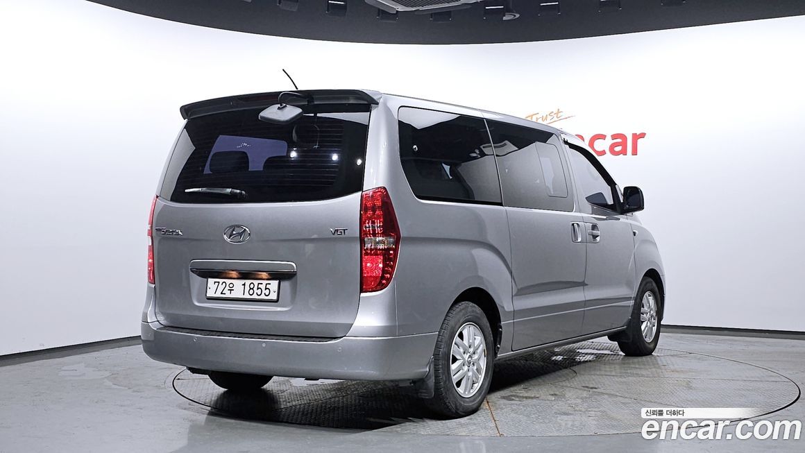 Hyundai Starex 2017