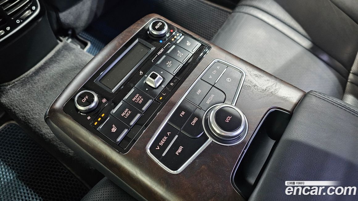 Kia K9 2013