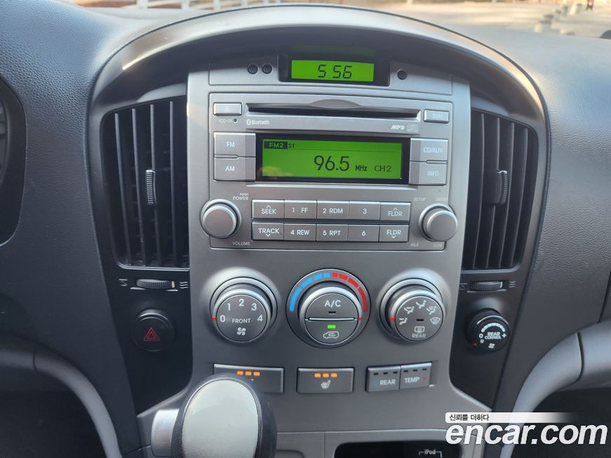 Hyundai Starex 2013