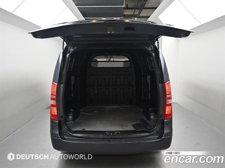 Hyundai Starex 2018
