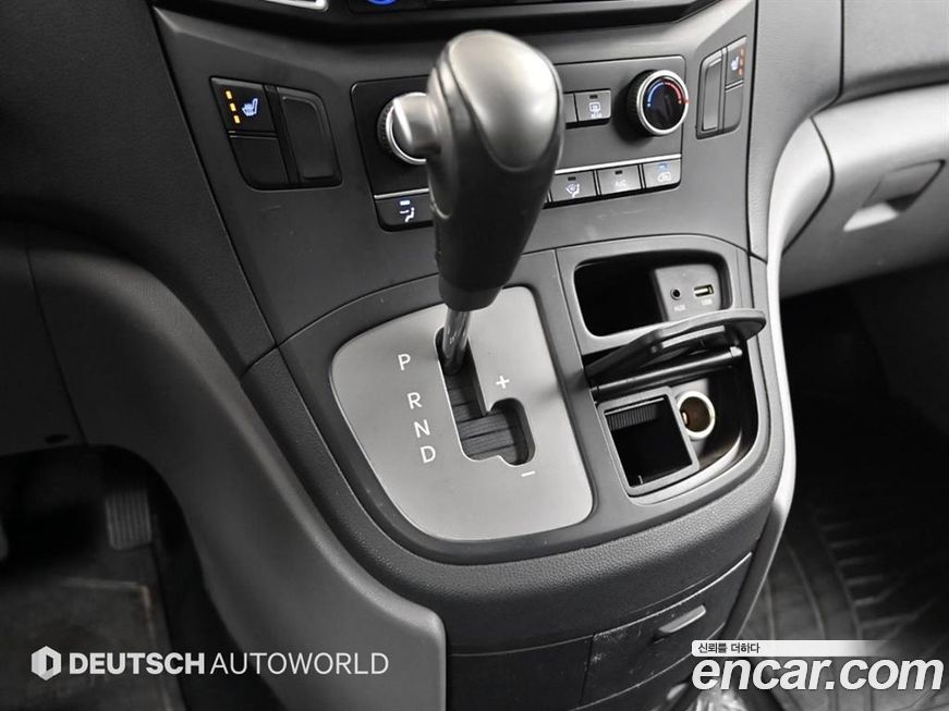 Hyundai Starex 2018
