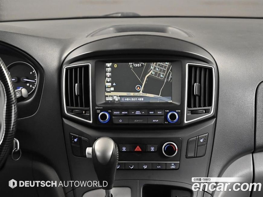 Hyundai Starex 2018
