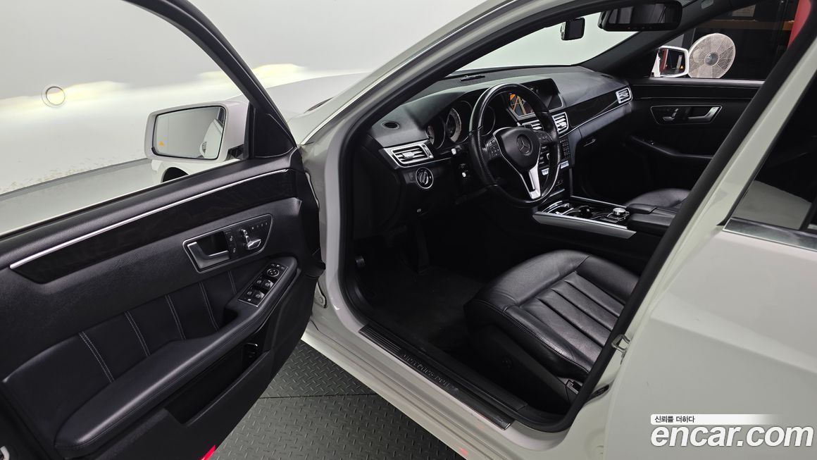 Mercedes-Benz E-Class 2014