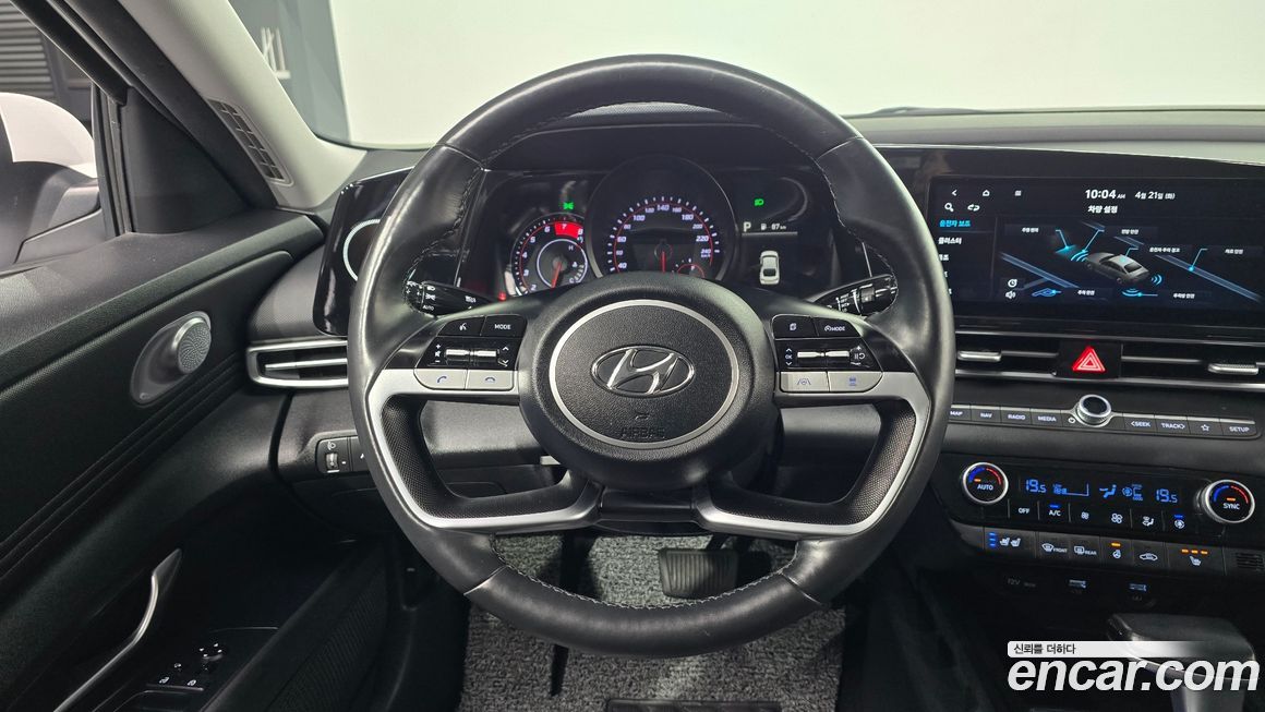Hyundai AVANTE 2021