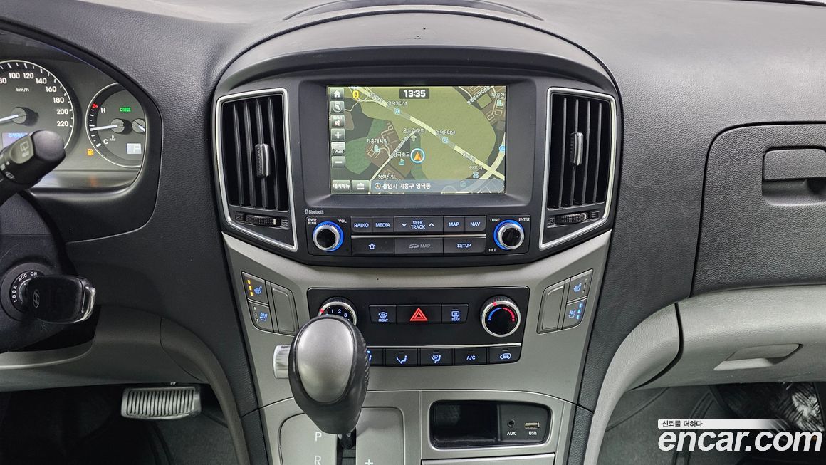 Hyundai Starex 2019
