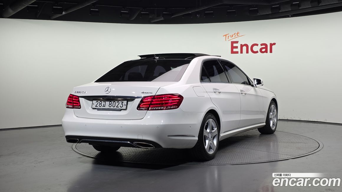Mercedes-Benz E-Class 2014