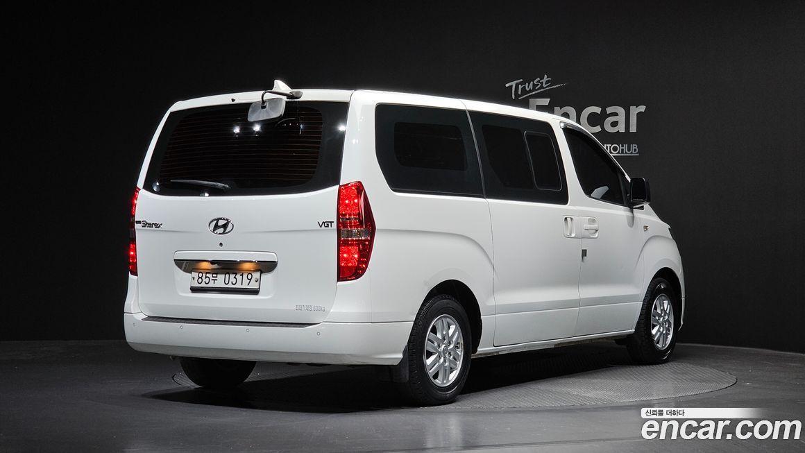 Hyundai Starex 2019