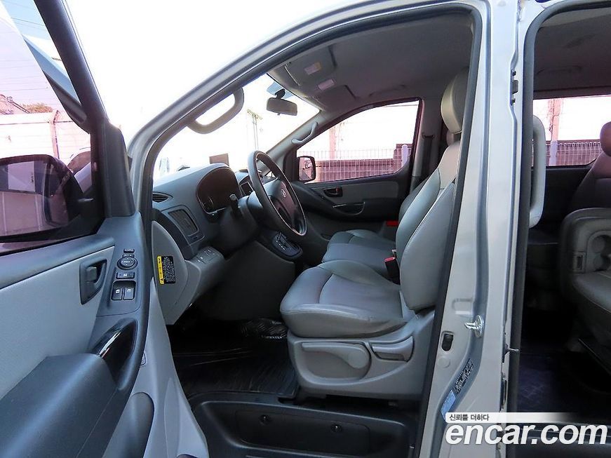 Hyundai Starex 2019