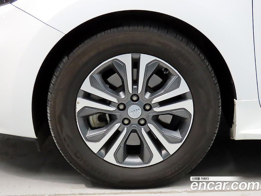 Kia Canival 2019
