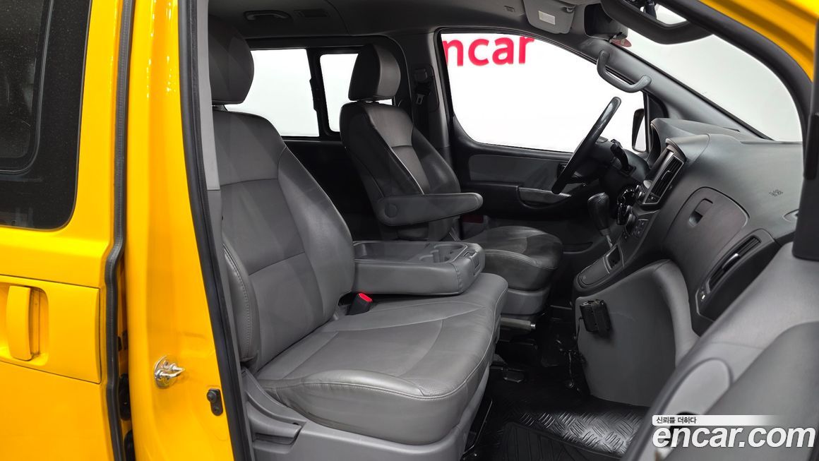Hyundai Starex 2018