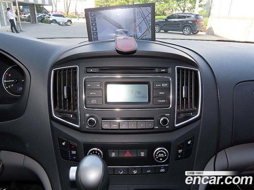 Hyundai Starex 2019