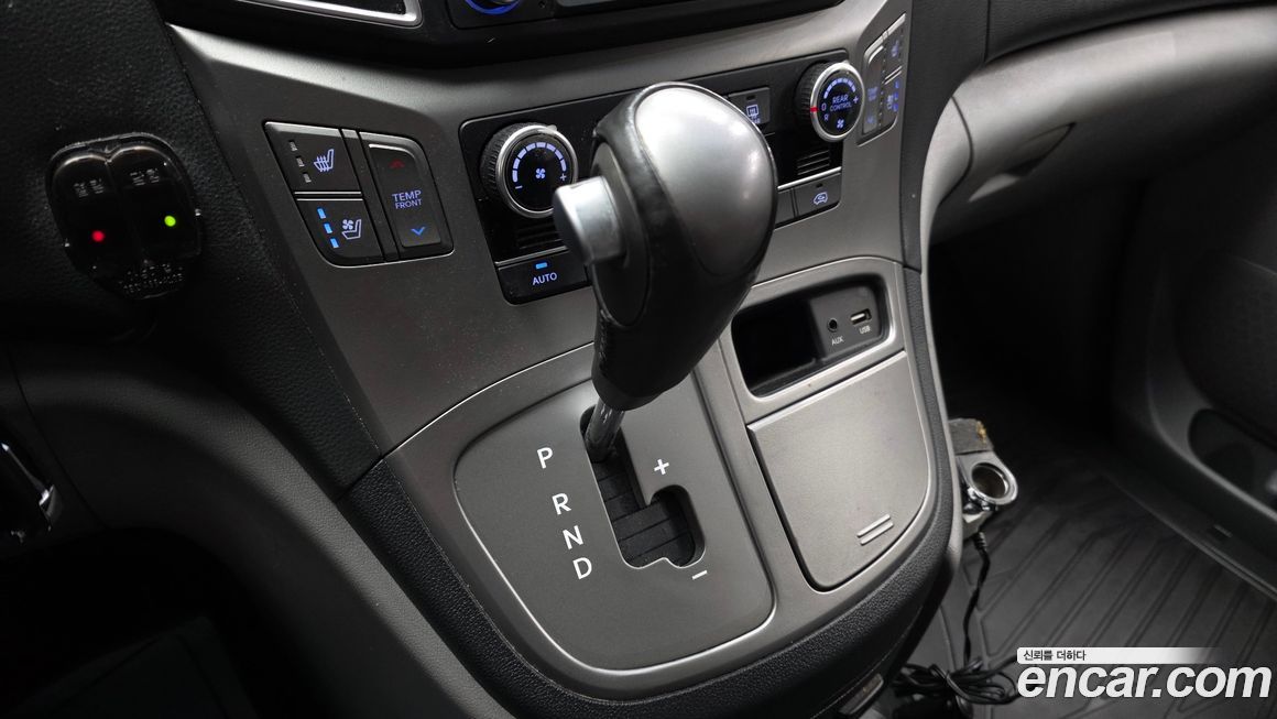 Hyundai Starex 2018