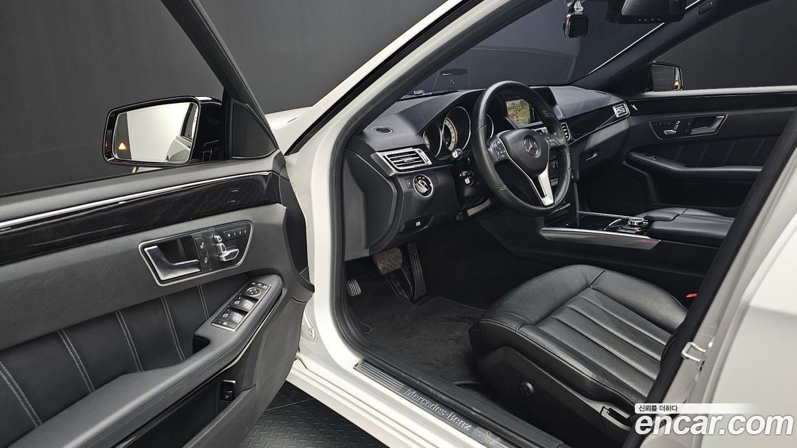 Mercedes-Benz E-Class 2016