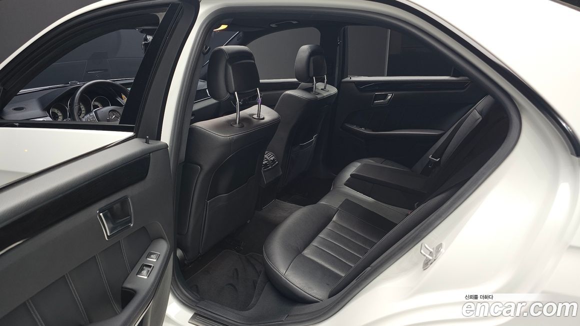 Mercedes-Benz E-Class 2016