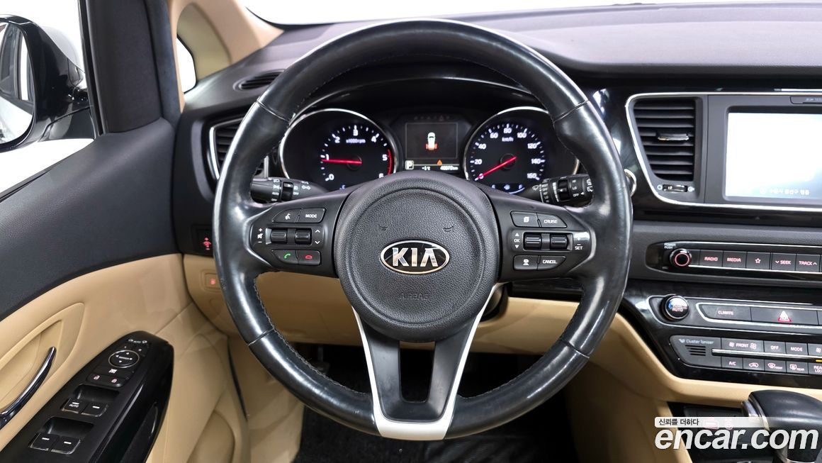 Kia Canival 2018