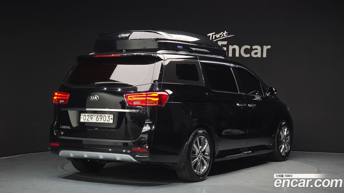 Kia Canival 2019
