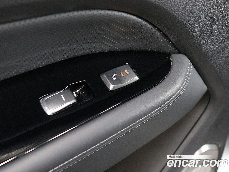 KG_Mobility_Ssangyong Rexton 2018