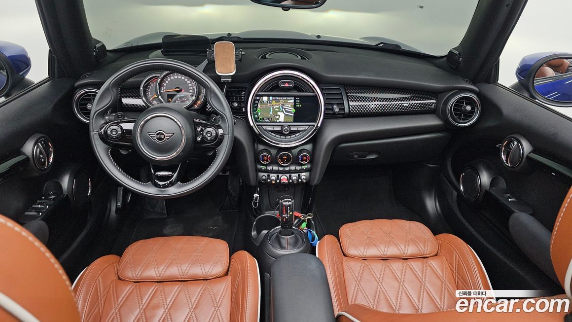 Mini Cooper Convertible 2020