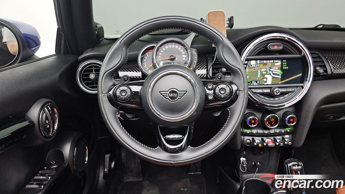 Mini Cooper Convertible 2020