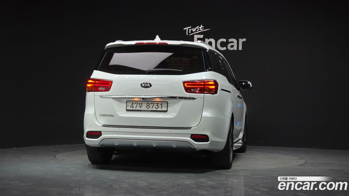 Kia Canival 2019
