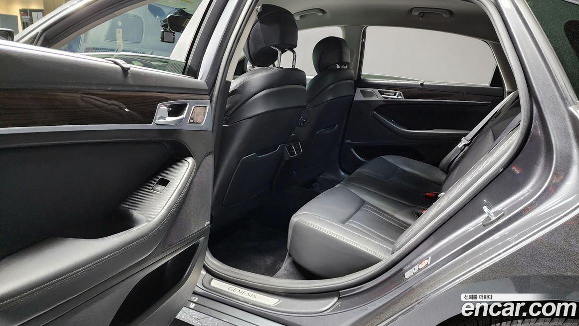 Genesis G80 2017