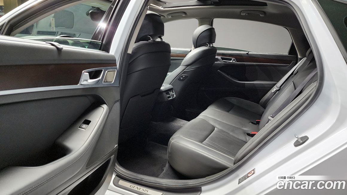 Genesis G80 2018