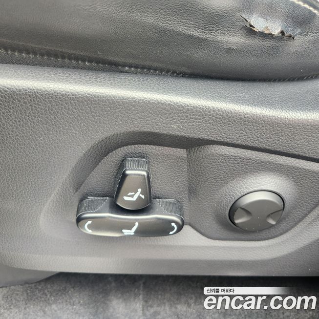 KG_Mobility_Ssangyong Rexton 2022