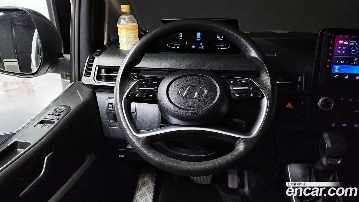 Hyundai Staria 2023