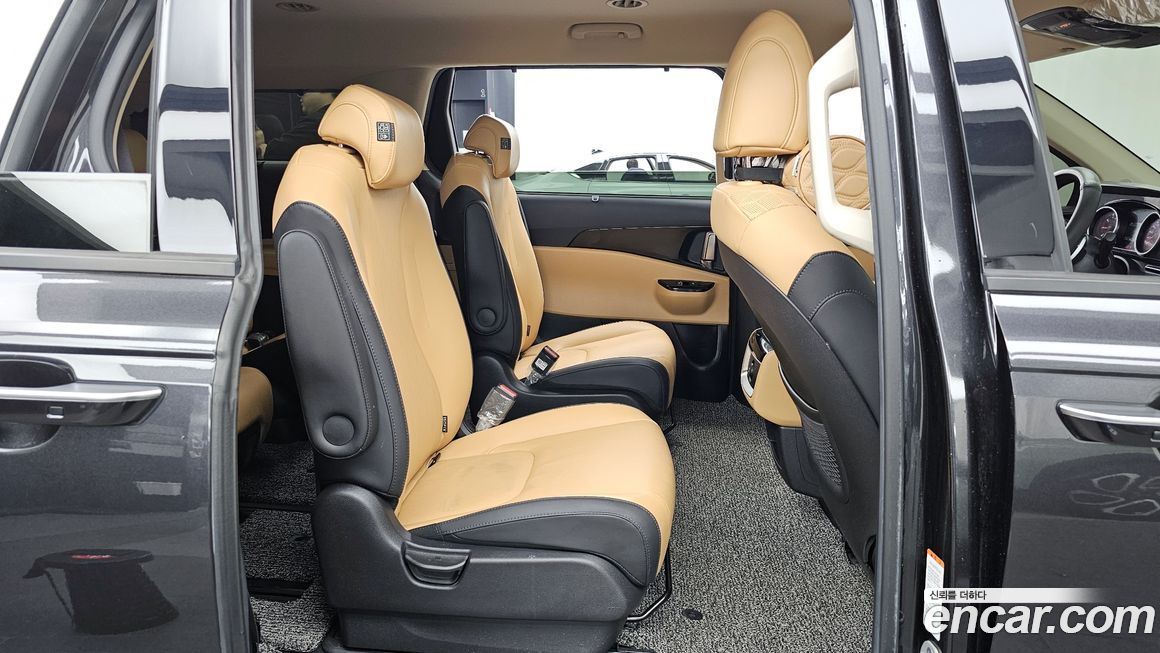 Kia Canival 2021