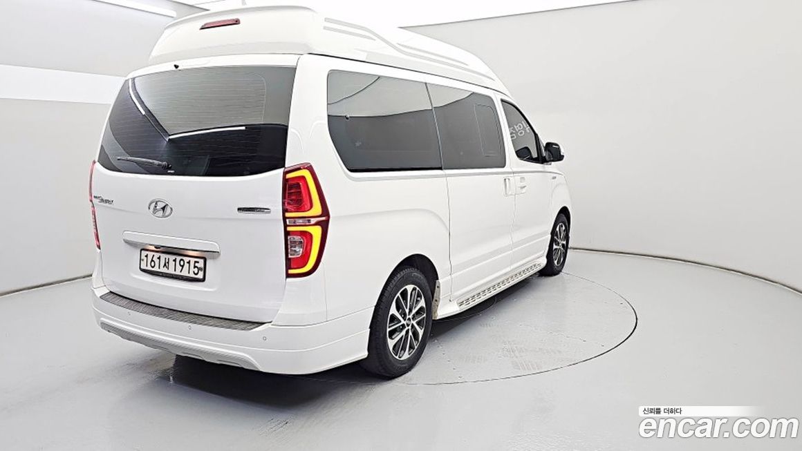 Hyundai Starex 2020