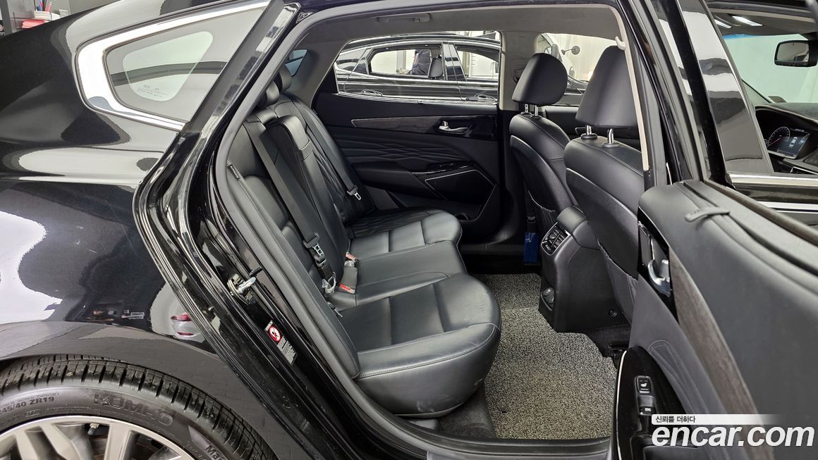 Kia K7 2021