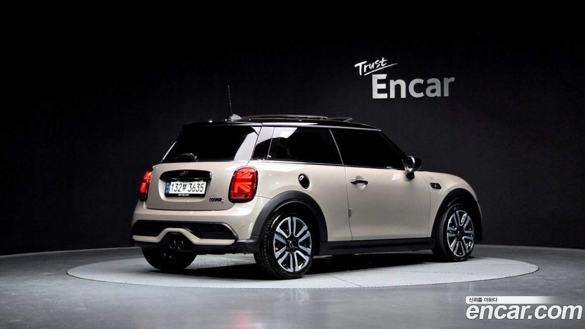 Mini Cooper 2024
