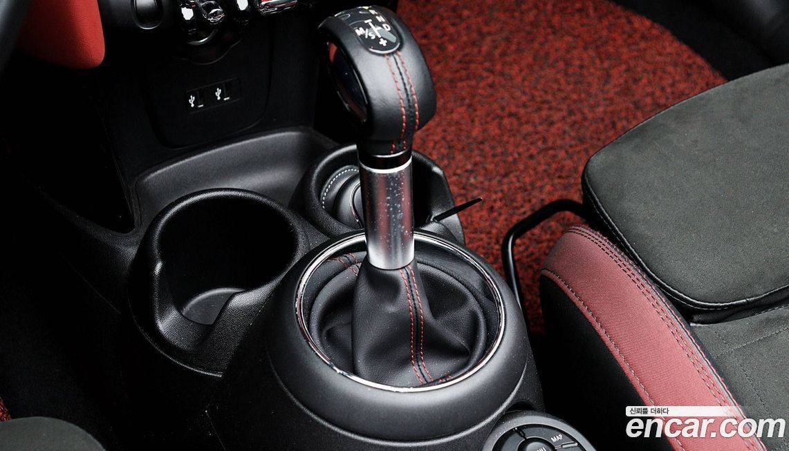 Mini Cooper Convertible 2019