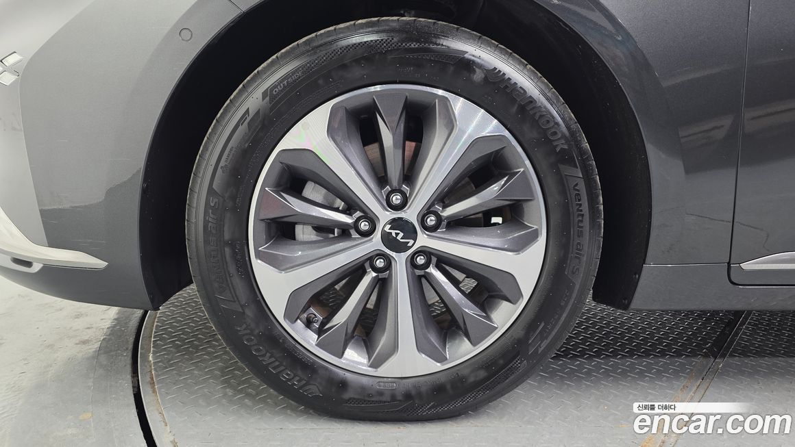 Kia K8 2023