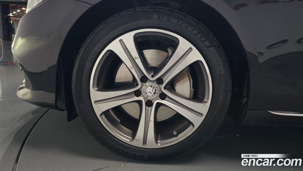 Mercedes-Benz E-Class 2018