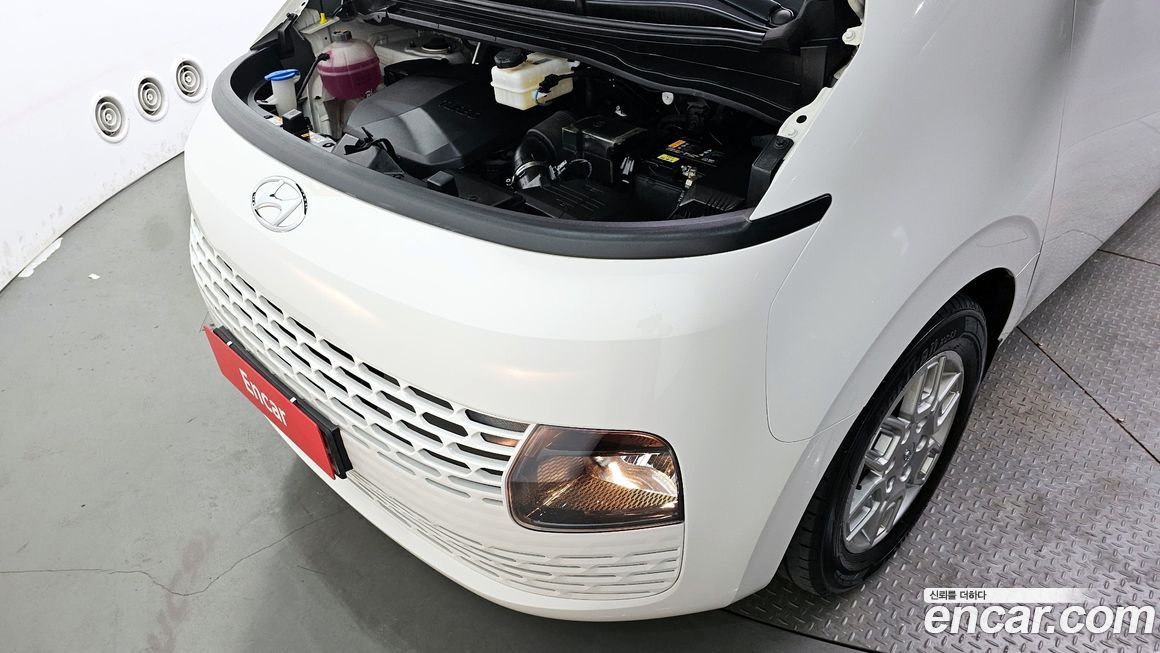 Hyundai Staria 2022