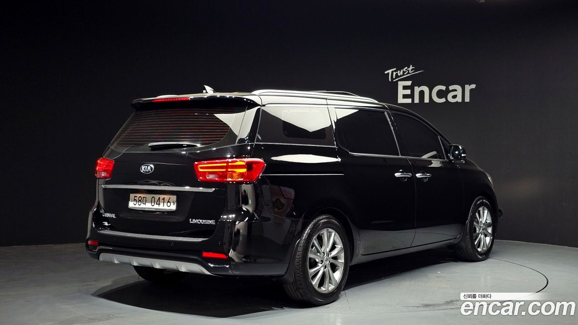 Kia Canival 2019