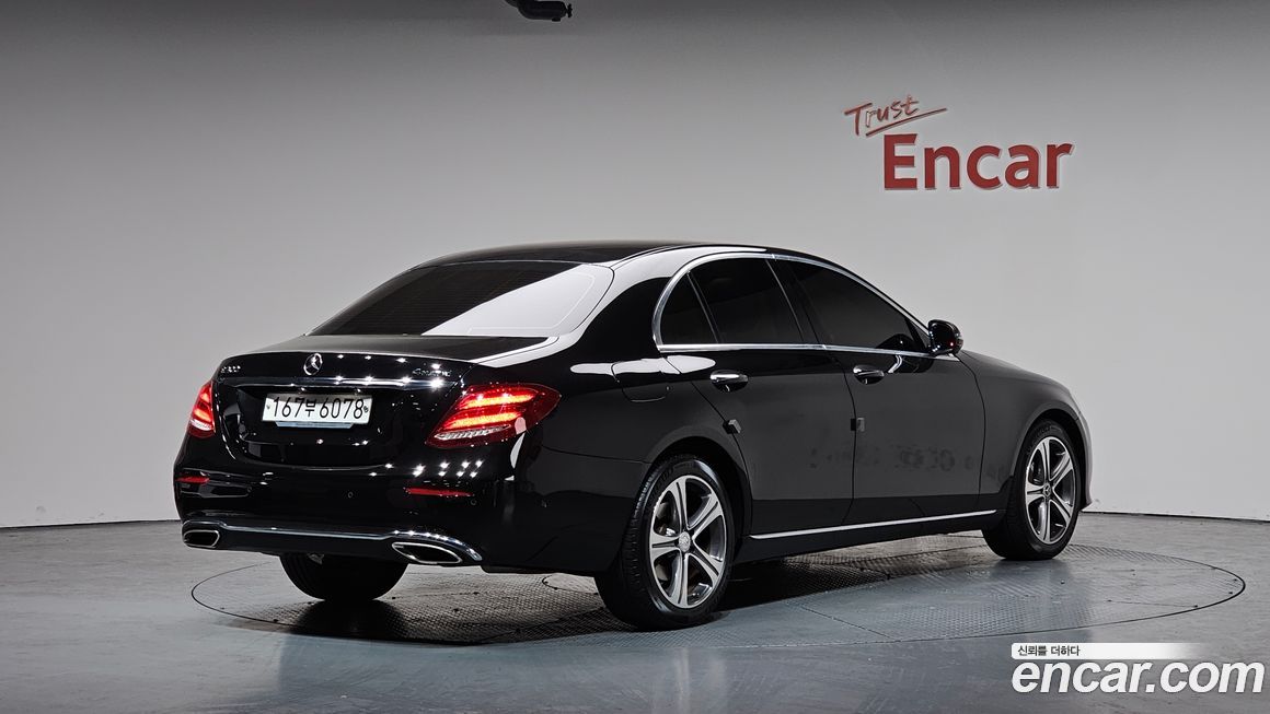 Mercedes-Benz E-Class 2018