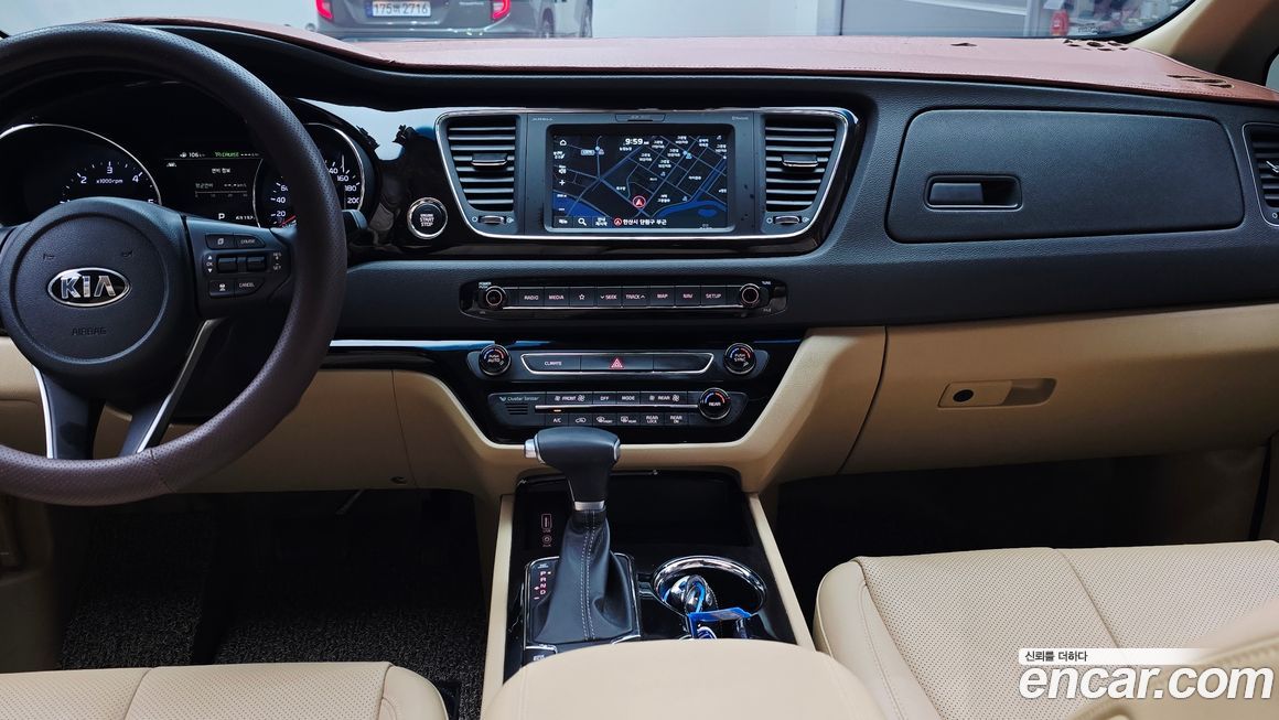 Kia Canival 2019