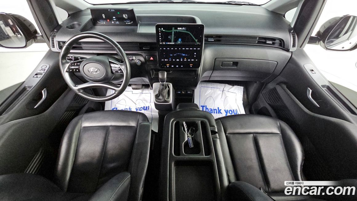 Hyundai Staria 2022
