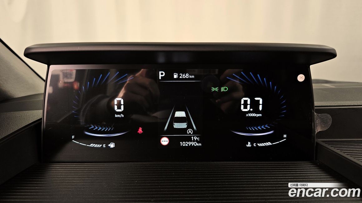 Hyundai Staria 2022
