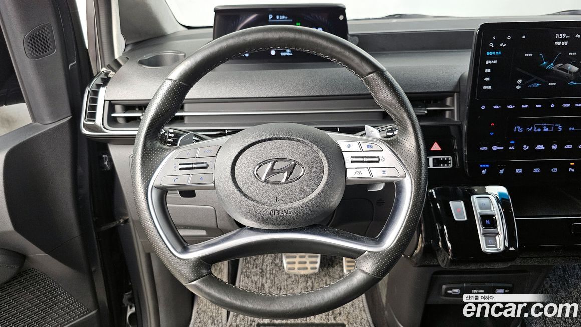 Hyundai Staria 2022