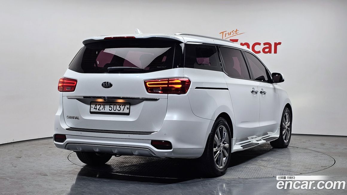 Kia Canival 2019