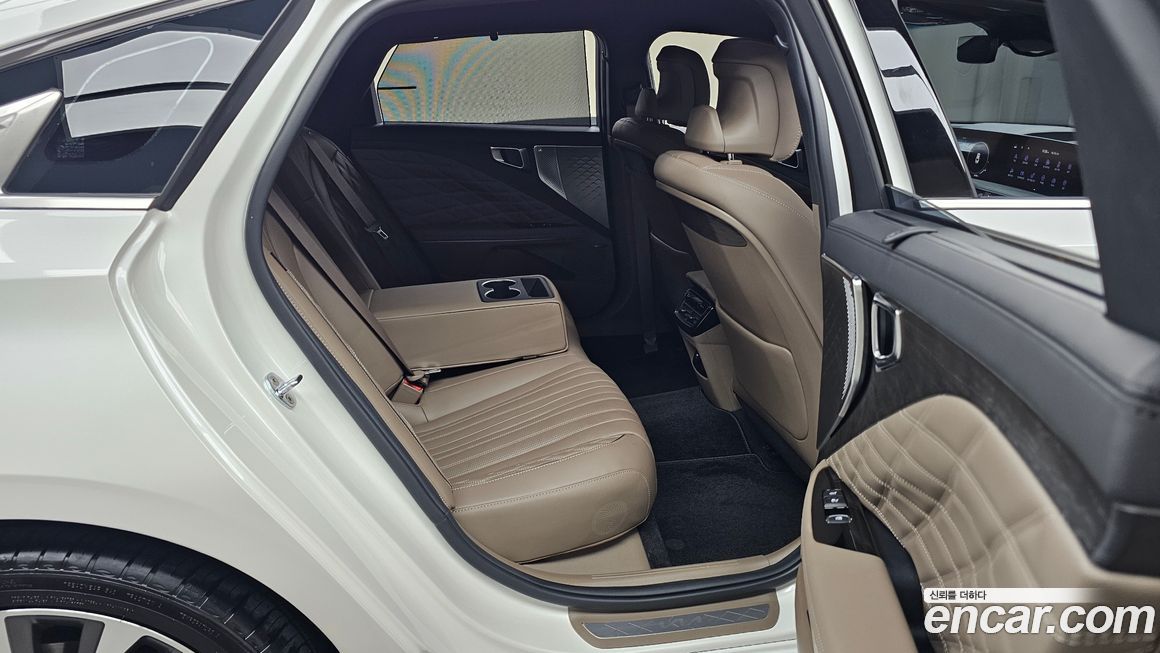 Kia K8 2023